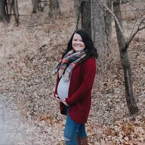 Meet your Posher, Kayla